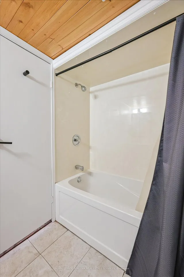 Additional image 26 of 562 Limerick Rd