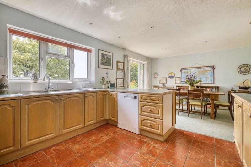 Additional image 4 of Detached spacious bungalow with fabulous views