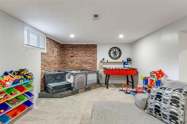 Additional image 24 of 25 Alba St