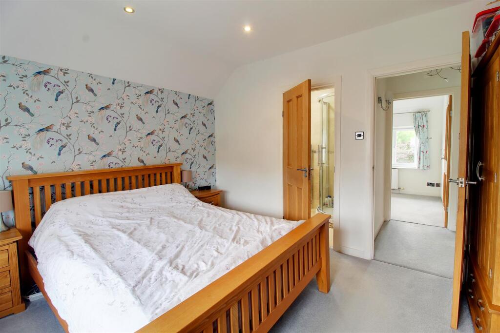 Additional image 15 of Bradmore Way, Brookmans Park