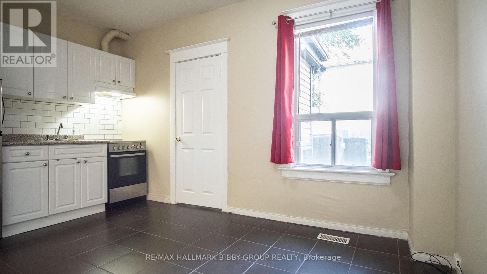 3 - 560 JONES AVENUE|Toronto (Blake-Jones), Ontario M4J3H1