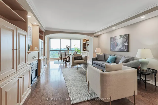 Additional image 4 of 1 Concorde Pl Unit 1907