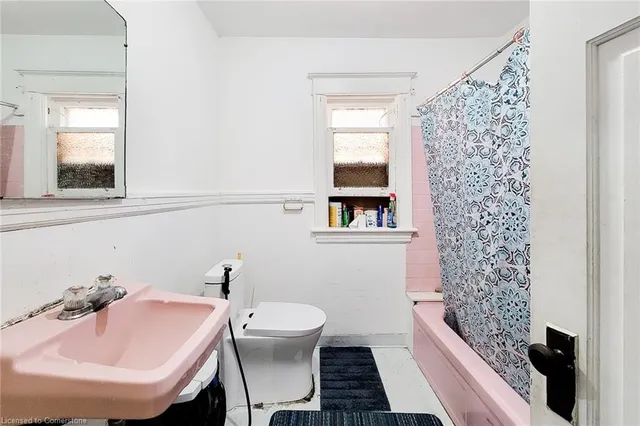 Additional image 31 of 29 Carrick Ave