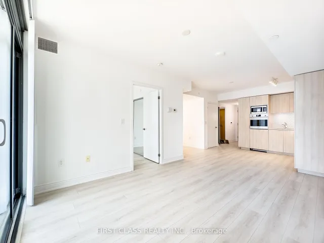 Additional image 13 of 11 Wellesley St Unit 1404