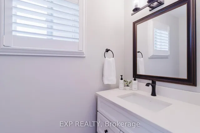 Additional image 20 of 8 Viva Crt