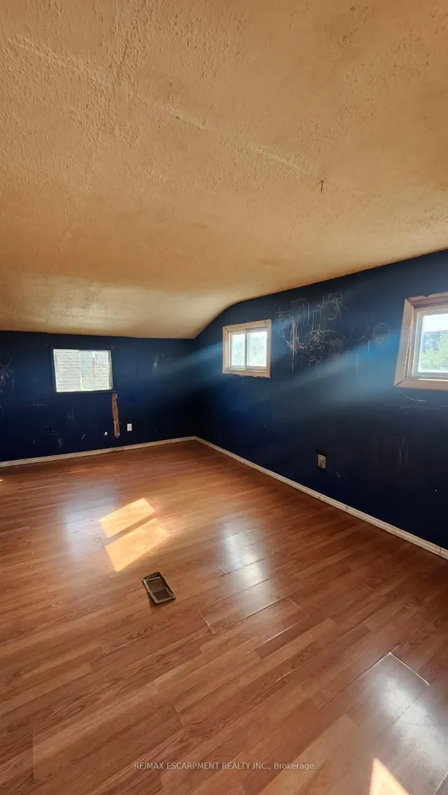 Additional image 10 of 706 Tate Ave