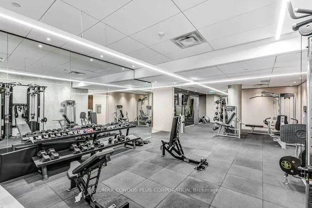 Additional image 33 of 1001 Bay St Unit 2705