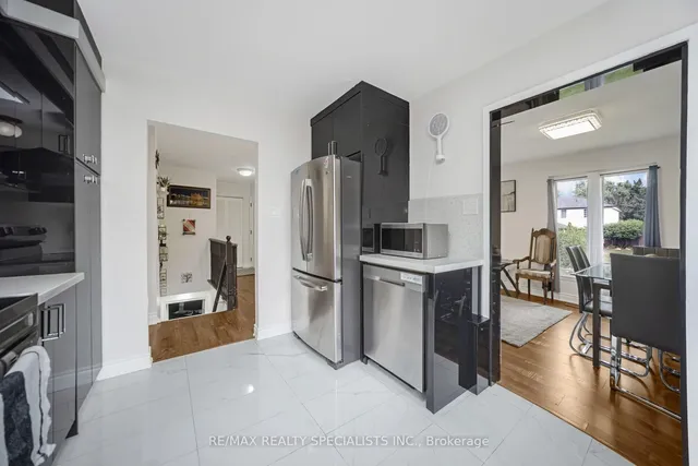 Additional image 10 of 2 Dunster Cres