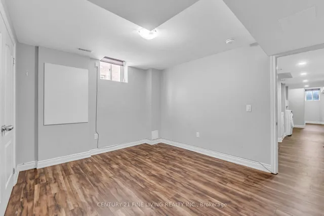 Additional image 34 of 24 Spokanne St