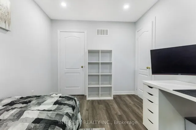 Additional image 39 of 20 Vanderpool Cres