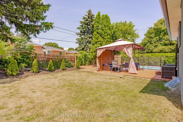 Additional image 41 of 10 Brookdale Cres