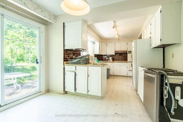 Additional image 22 of 6746 Appleby Line