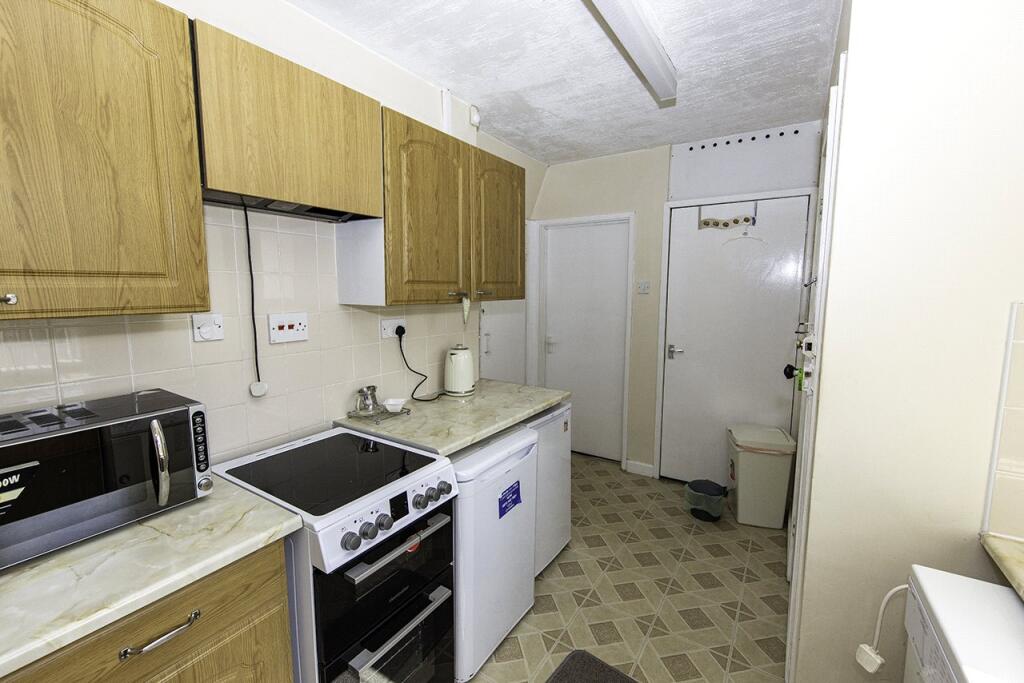 Additional image 9 of Limes Avenue, Rowley Regis, West Midlands, B65