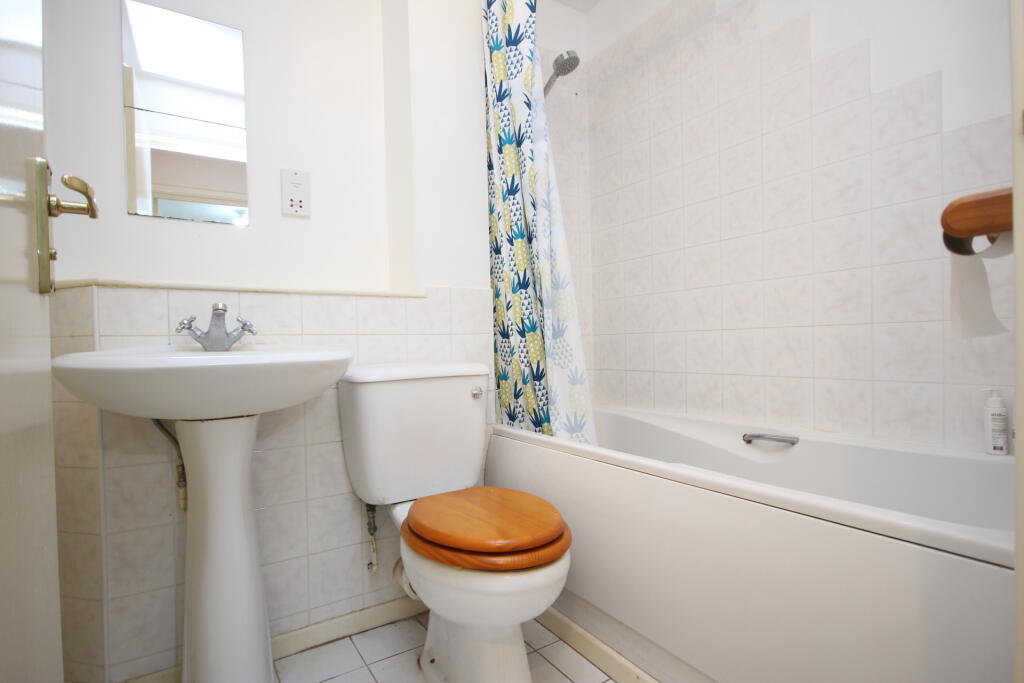 Additional image 8 of Windsor Court, Park View Close, St. Albans, Hertfordshire