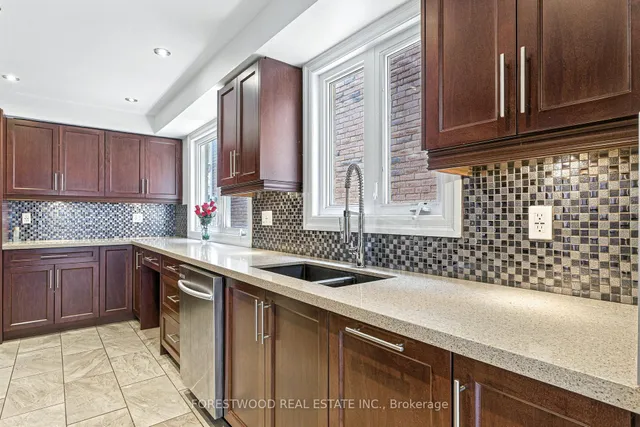 Additional image 8 of 1619 Dewberry Cres