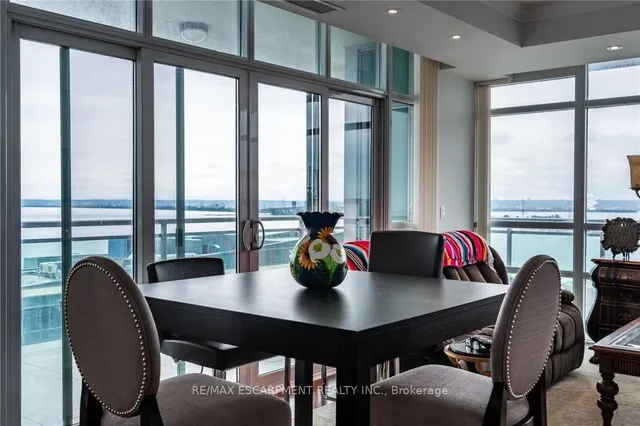 Additional image 10 of 360 Pearl St Unit 1303