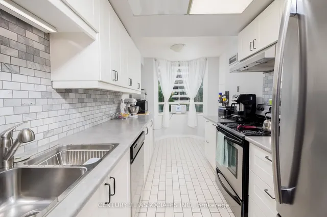 Additional image 14 of 5 Lisa St Unit 402