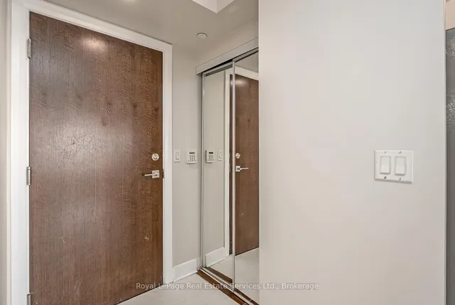 Additional image 4 of 2 Eva Rd Unit 2027