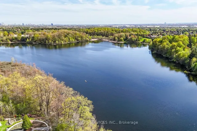 Additional image 49 of 72 Sparklett Cres