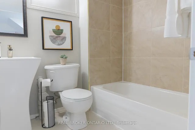 Additional image 31 of 39 Cloverhill Rd