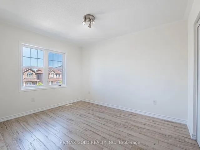 Additional image 26 of 104 Thornbush Blvd