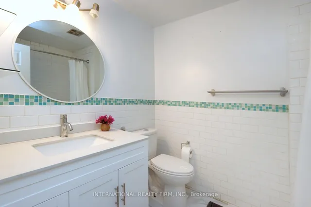 Additional image 10 of 3352 Queen Frederica Dr