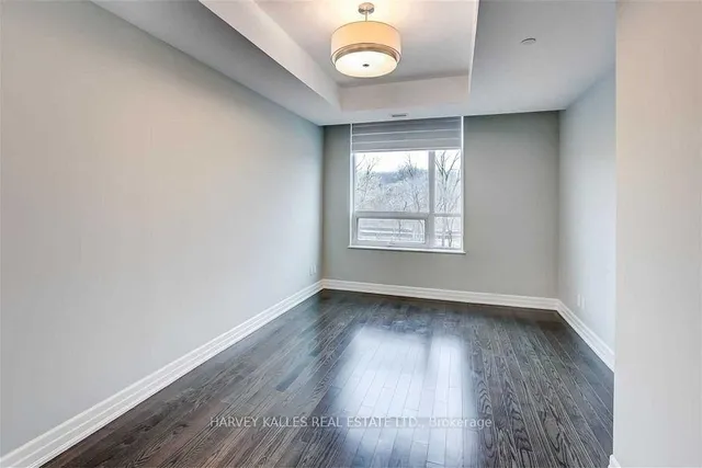 Additional image 9 of 30 Old Mill Rd Unit 103