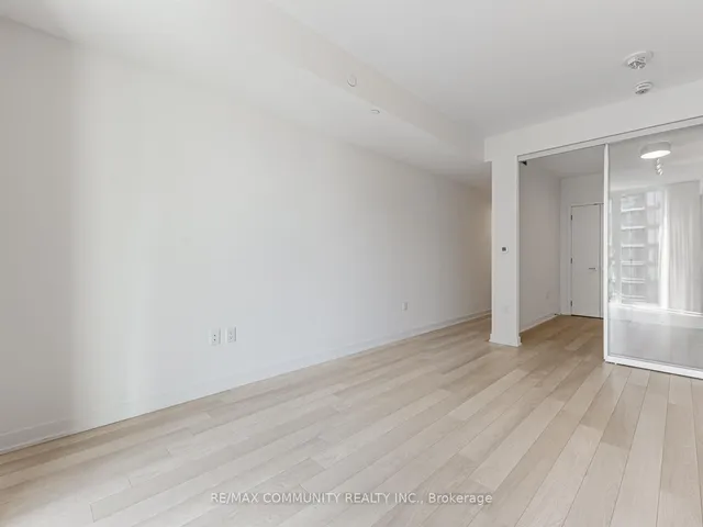 Additional image 17 of 357 King St Unit 3506