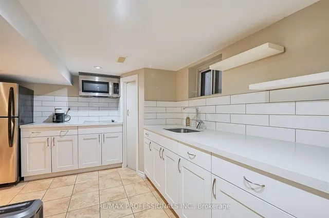 Additional image 38 of 53 Tilden Cres