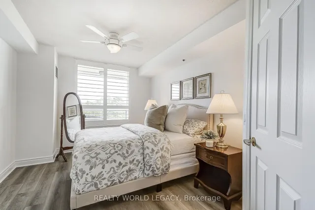 Additional image 20 of 100 Burloak Dr Unit 1416