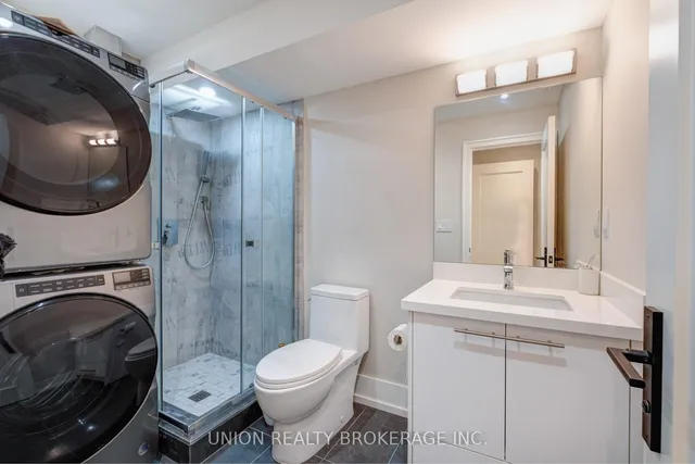 Additional image 28 of 59 Glen Manor Dr