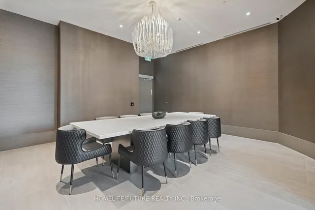 Additional image 35 of 2007 James St Unit 1706