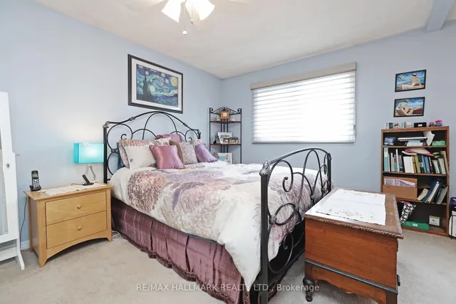 Additional image 33 of 523 Petawawa Cres