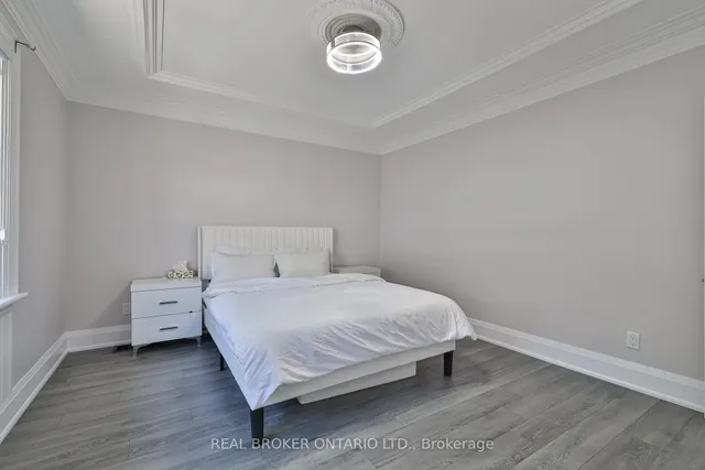 Additional image 19 of 76 Randall Ave