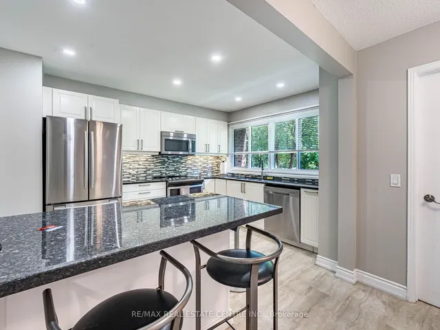 Additional image 9 of 306 Torresdale Ave