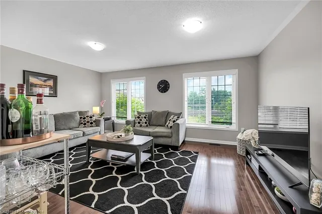 Additional image 14 of 21 Hepworth Cres