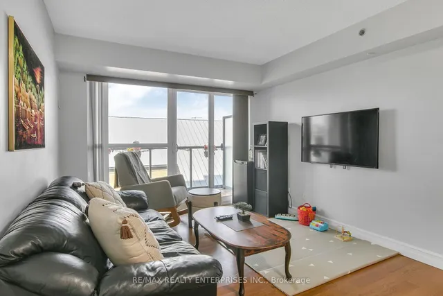 Additional image 11 of 35 Saranac Blvd Unit 411