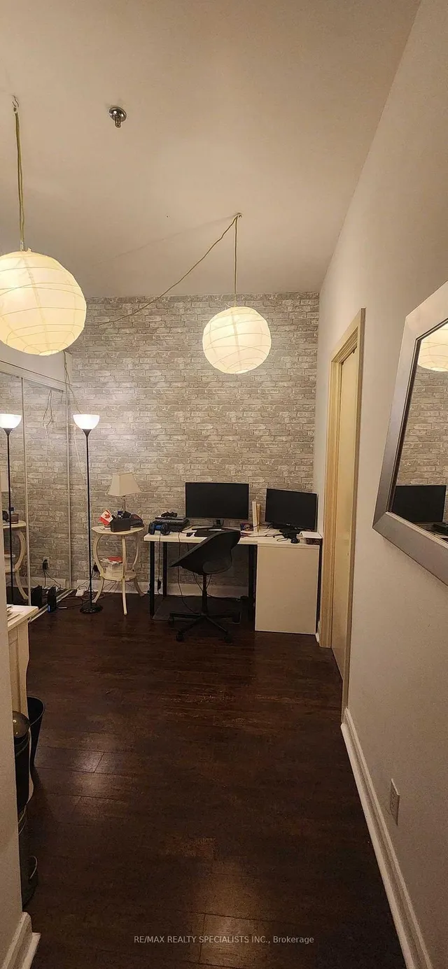 Additional image 15 of 700 King St Unit 519