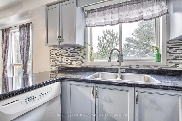 Additional image 9 of 2 Sir Lou Dr Unit 41