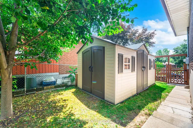 Additional image 46 of 1549 Royal York Rd