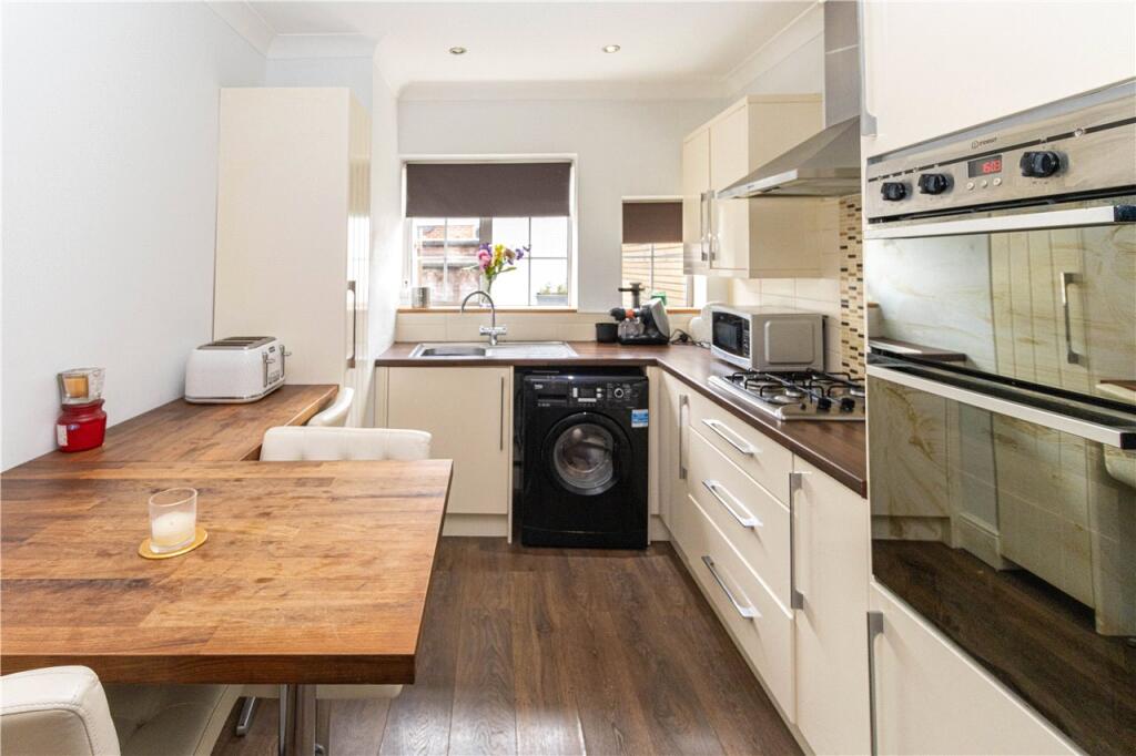 Additional image 6 of High Street, Harpenden, AL5