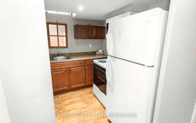 Additional image 38 of 116 Lake Louise Dr