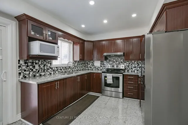 Additional image 15 of 27 Caruso Dr