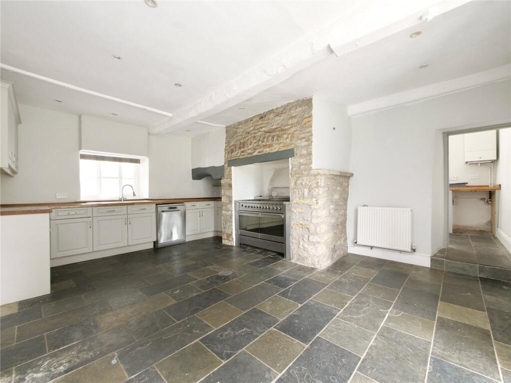 Additional image 27 of Wellow - Six Bedroom Farmhouse to rent