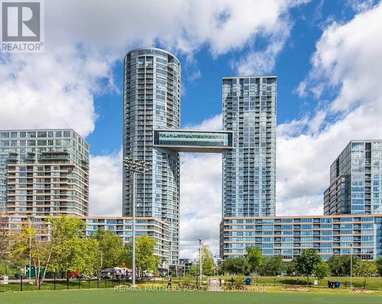 719 - 10 CAPREOL COURT|Toronto (Waterfront Communities), Ontario M5V4B3