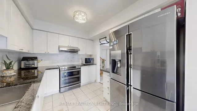 Additional image 10 of 878 Delgado Dr