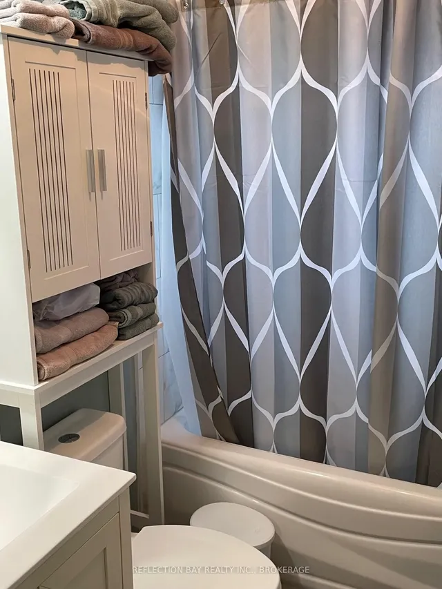 Additional image 28 of 5 Applewood Ave Unit 8