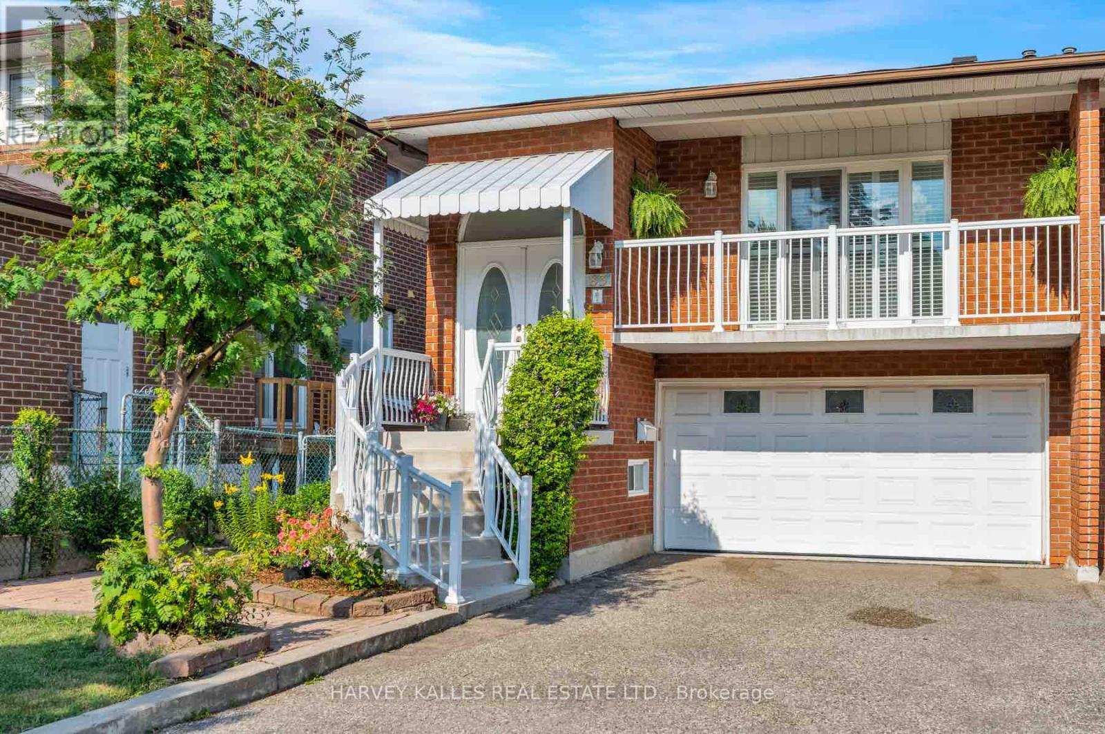 83 CLUBHOUSE COURT|Toronto (Glenfield-Jane Heights), Ontario M3L2L7
