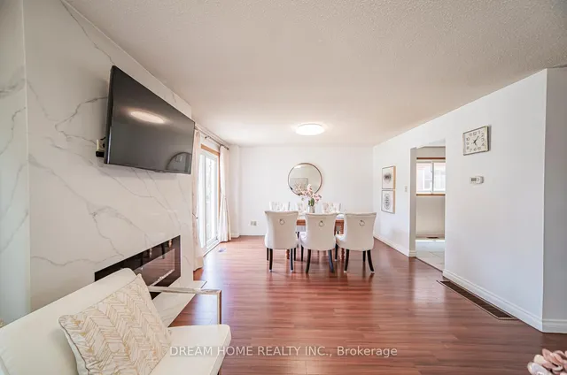 Additional image 20 of 33 Lansbury Dr