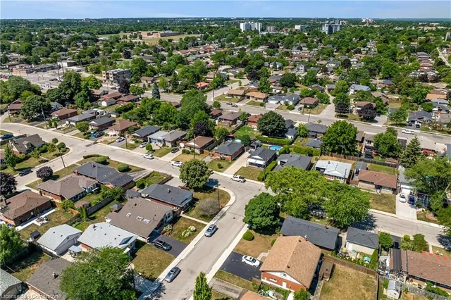 Additional image 31 of 142 Brentwood Dr